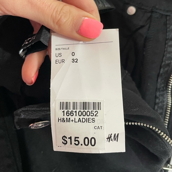 H&M cuffed jeans - Picture 2 of 3